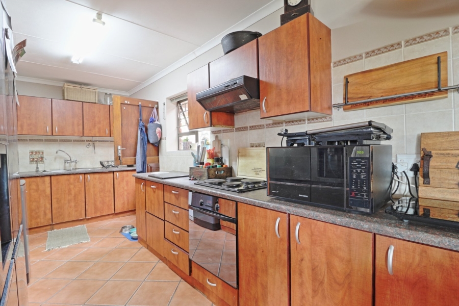3 Bedroom Property for Sale in Hartenbos Heuwels Western Cape